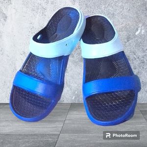 💥NEW LISTING💥 Spenco Rubber Sandals